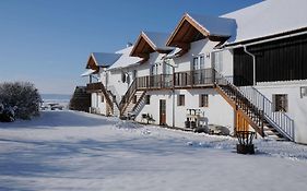 Geinberg Suites & Via Nova Lodges